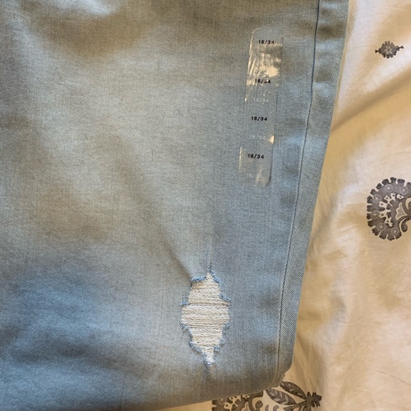 Plus Gap Girlfriend Jeans- NWT - Picture 4 of 8